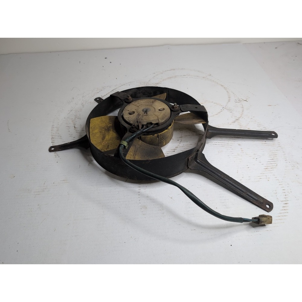 70-73 Fiat 124 Spider Radiator Cooling Fan Assembly     4225956 4214763 4227062